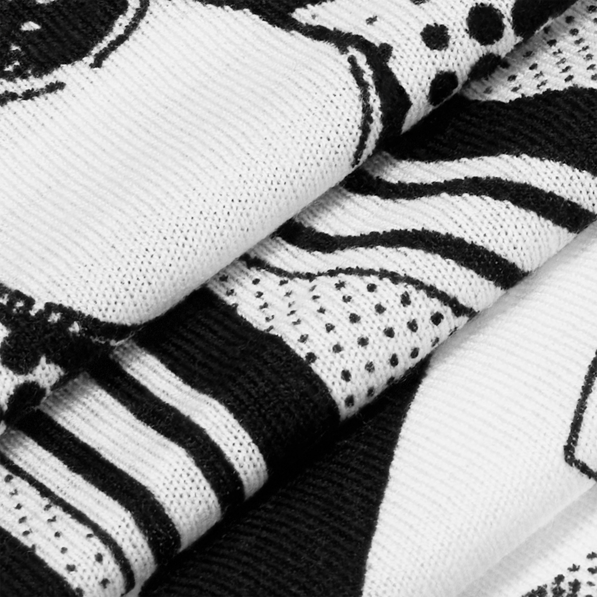 ผ้าคลุมไหล่รุ่น Malles Merveilleuses Remix . in ผู้หญิง