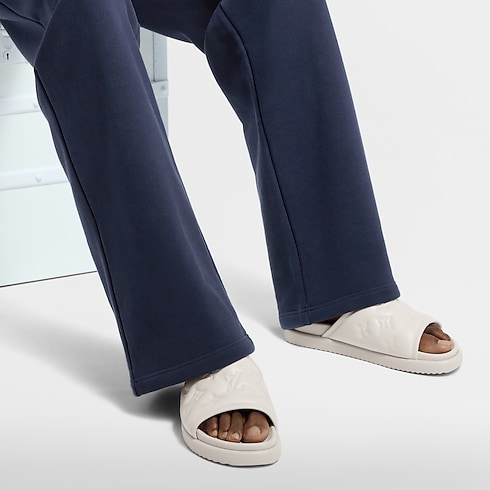 รองเท้าสวมเปิดส้นรุ่น Miami in ผู้ชาย's รองเท้า รองเท้าแตะสำหรับผู้ชาย collections by Louis Vuitton (การย่อ/ขยายผลิตภัณฑ์)