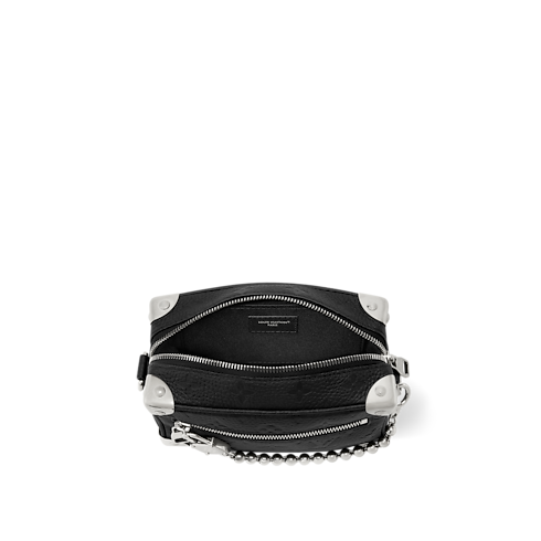 กระเป๋ารุ่น Mini Soft Trunk Taurillon Monogram in กระเป๋าและผลิตภัณฑ์เครื่องหนังขนาดเล็ก's สำหรับผู้ชาย ไอคอนิก collections by Louis Vuitton (การย่อ/ขยายผลิตภัณฑ์)