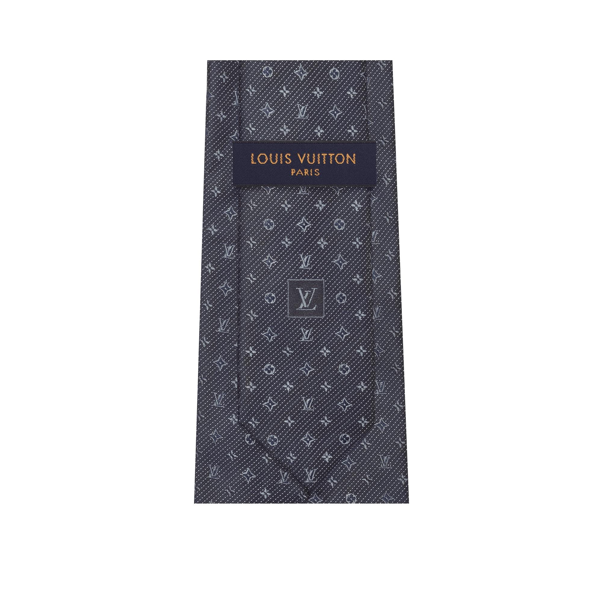 เนคไทรุ่น Monogram Classic  . in ผู้ชาย
