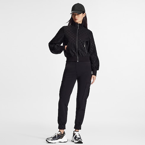 กางเกงคาร์โก้ตกแต่งลาย Monogram in ผู้หญิง's เสื้อผ้า กางเกงสำหรับผู้หญิง collections by Louis Vuitton (การย่อ/ขยายผลิตภัณฑ์)