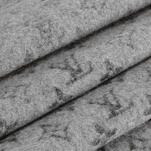 ผ้าพันคอรุ่น Monogram Gradient . in ผู้ชาย's แอคเซสเซอรี่ ผ้าพันคอสำหรับผู้ชาย collections by Louis Vuitton (การย่อ/ขยายผลิตภัณฑ์)