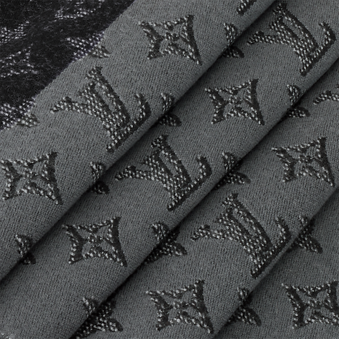 ผ้าพันคอรุ่น Monogram Heritage . in ผู้ชาย's แอคเซสเซอรี่ ผ้าพันคอสำหรับผู้ชาย collections by Louis Vuitton (การย่อ/ขยายผลิตภัณฑ์)