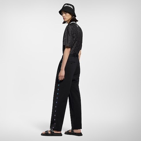 เสื้อเชิ้ตแขนสั้นผ้าไหมลาย Monogram Moire เทคนิคแจ็คการ์ด in ผู้ชาย's เสื้อผ้า เสื้อเชิ้ตสำหรับผู้ชาย collections by Louis Vuitton (การย่อ/ขยายผลิตภัณฑ์)