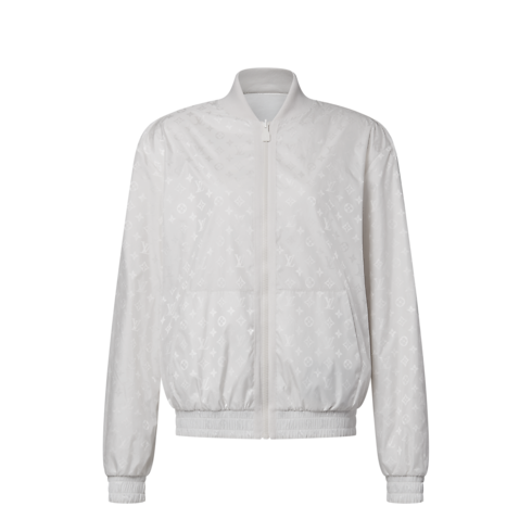 เสื้อแจ็คเก็ตบอมเบอร์เนื้อบางลาย Monogram ใส่ได้ทั้งสองด้าน in ผู้ชาย's เสื้อผ้า เสื้อผ้าสำหรับผู้ชาย collections by Louis Vuitton (การย่อ/ขยายผลิตภัณฑ์)