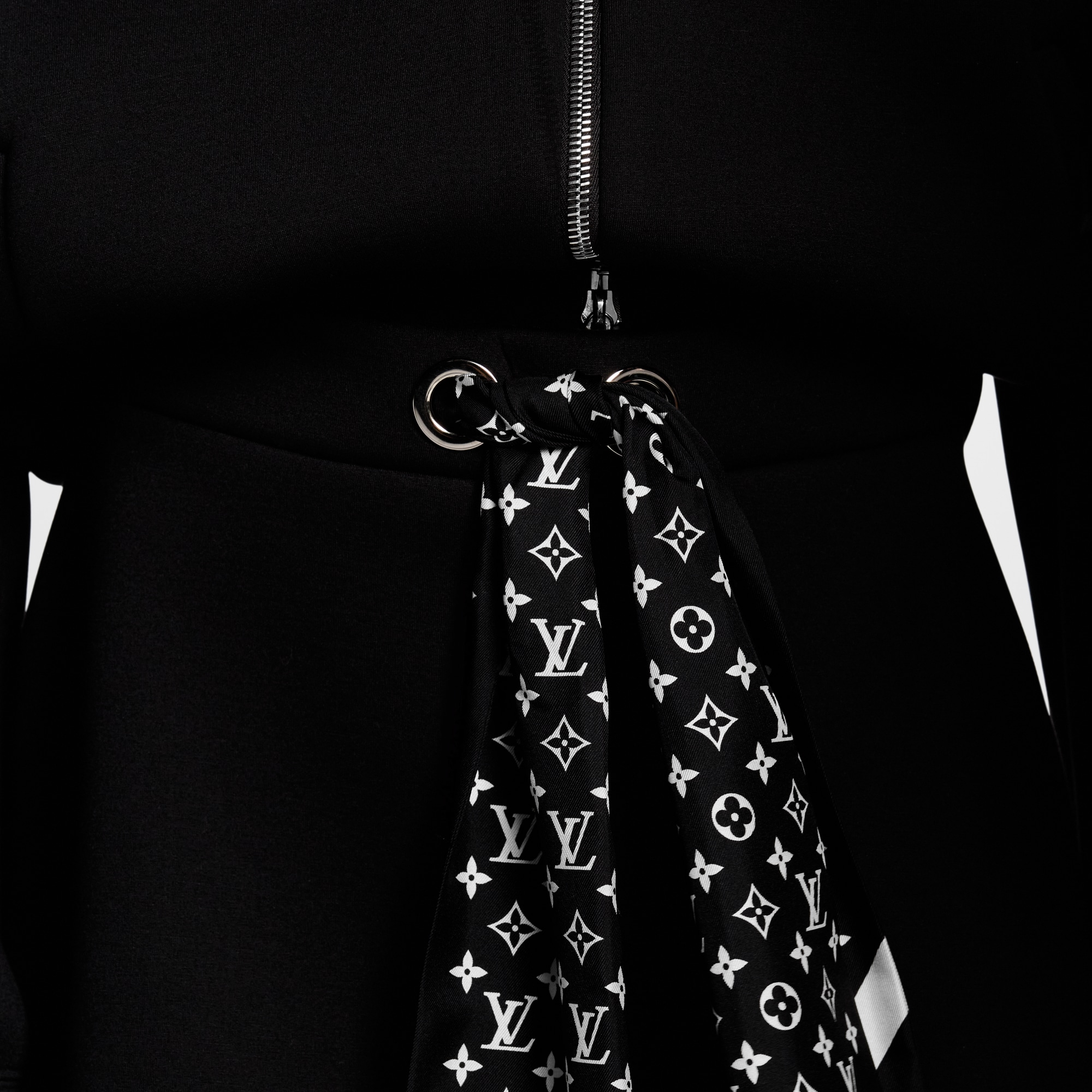 กระโปรงมินิสเกิร์ตแต่งผ้าพันคอลาย Monogram  in ผู้หญิง