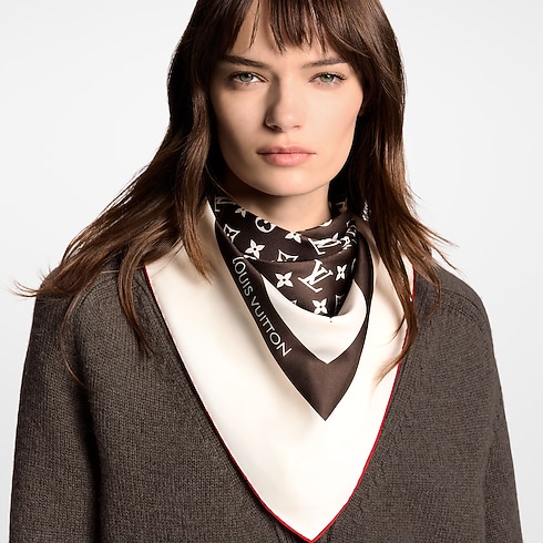 ผ้า Square รุ่น Monogram Silhouette 70 . in ผู้หญิง's แอคเซสเซอรี่ ผ้าโพกหัวสำหรับผู้หญิง collections by Louis Vuitton (การย่อ/ขยายผลิตภัณฑ์)