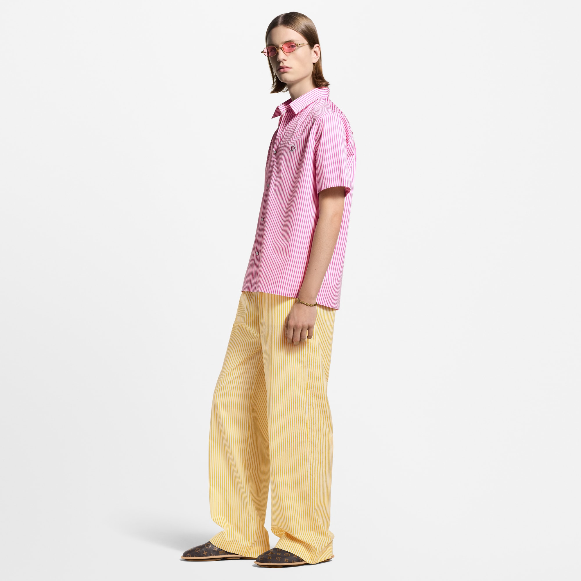 เสื้อเชิ้ตแขนสั้นลาย Monogram Striped  in ผู้ชาย