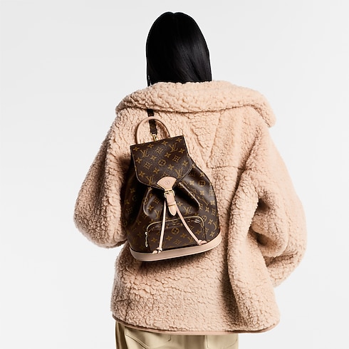 กระเป๋ารุ่น Montsouris PM Monogram in ผู้หญิง's กระเป๋าถือ กระเป๋าถือสำหรับผู้หญิง collections by Louis Vuitton (การย่อ/ขยายผลิตภัณฑ์)