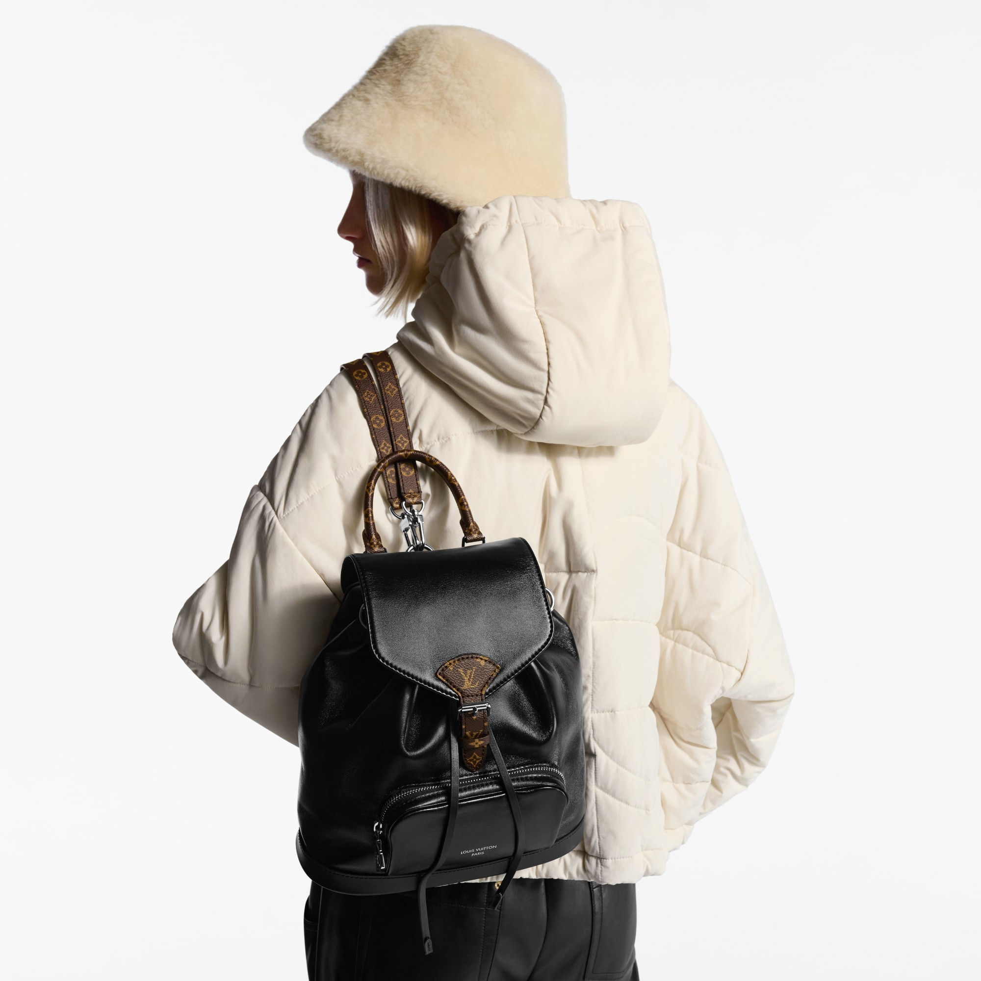 กระเป๋ารุ่น Montsouris Vibe PM LV Vibe in ผู้หญิง