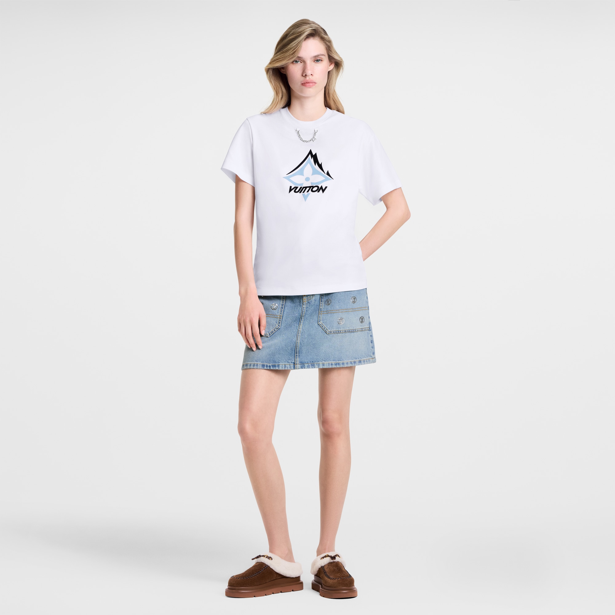 Mountain Signature T-Shirt  in ผู้หญิง