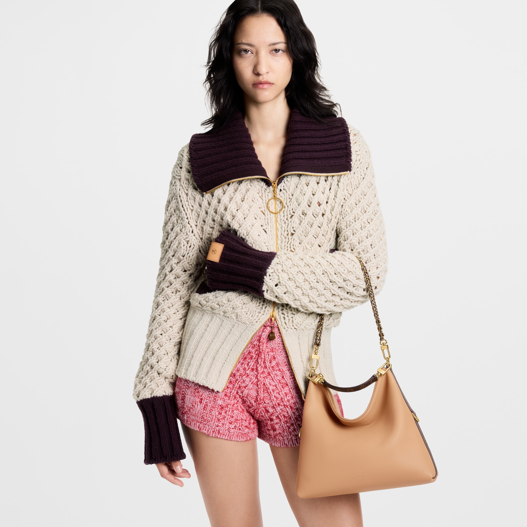 กระเป๋ารุ่น Multipass H27 in ผู้หญิง