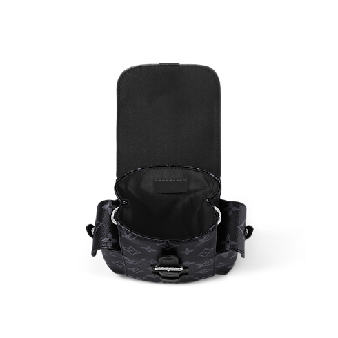 กระเป๋าสะพายหลังรุ่น Nano Christopher Monogram Eclipse in ผู้ชาย's กระเป๋า All Collections collections by Louis Vuitton (การย่อ/ขยายผลิตภัณฑ์)