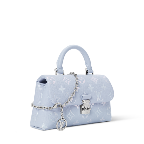 กระเป๋ารุ่น Nano Madeleine Monogram Empreinte in ผู้หญิง's กระเป๋าสตางค์และผลิตภัณฑ์เครื่องหนังขนาดเล็ก กระเป๋าขนาดเล็กและกระเป๋าสตางค์สะพายข้าง collections by Louis Vuitton (การย่อ/ขยายผลิตภัณฑ์)