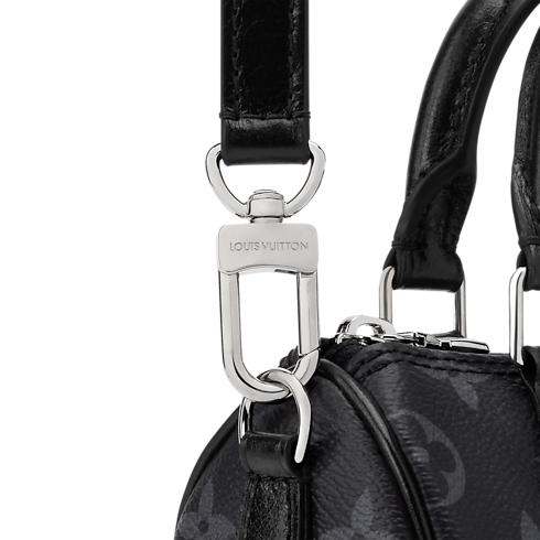 กระเป๋ารุ่น Nano Speedy Monogram Eclipse in ผู้หญิง's กระเป๋าสตางค์และผลิตภัณฑ์เครื่องหนังขนาดเล็ก กระเป๋าสตางค์สะพายข้างสำหรับผู้หญิง collections by Louis Vuitton (การย่อ/ขยายผลิตภัณฑ์)