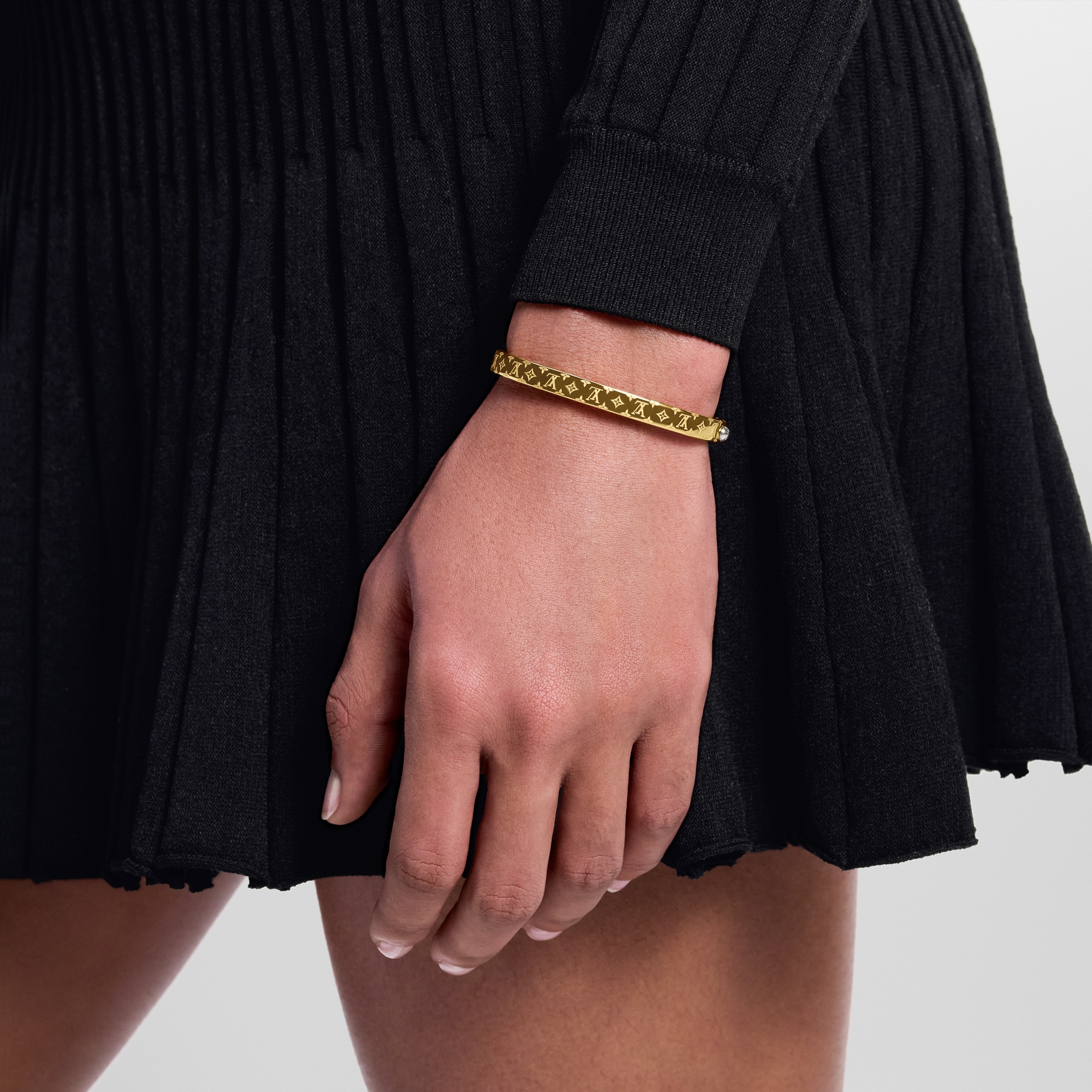 กำไลข้อมือ Nanogram . in ผู้หญิง