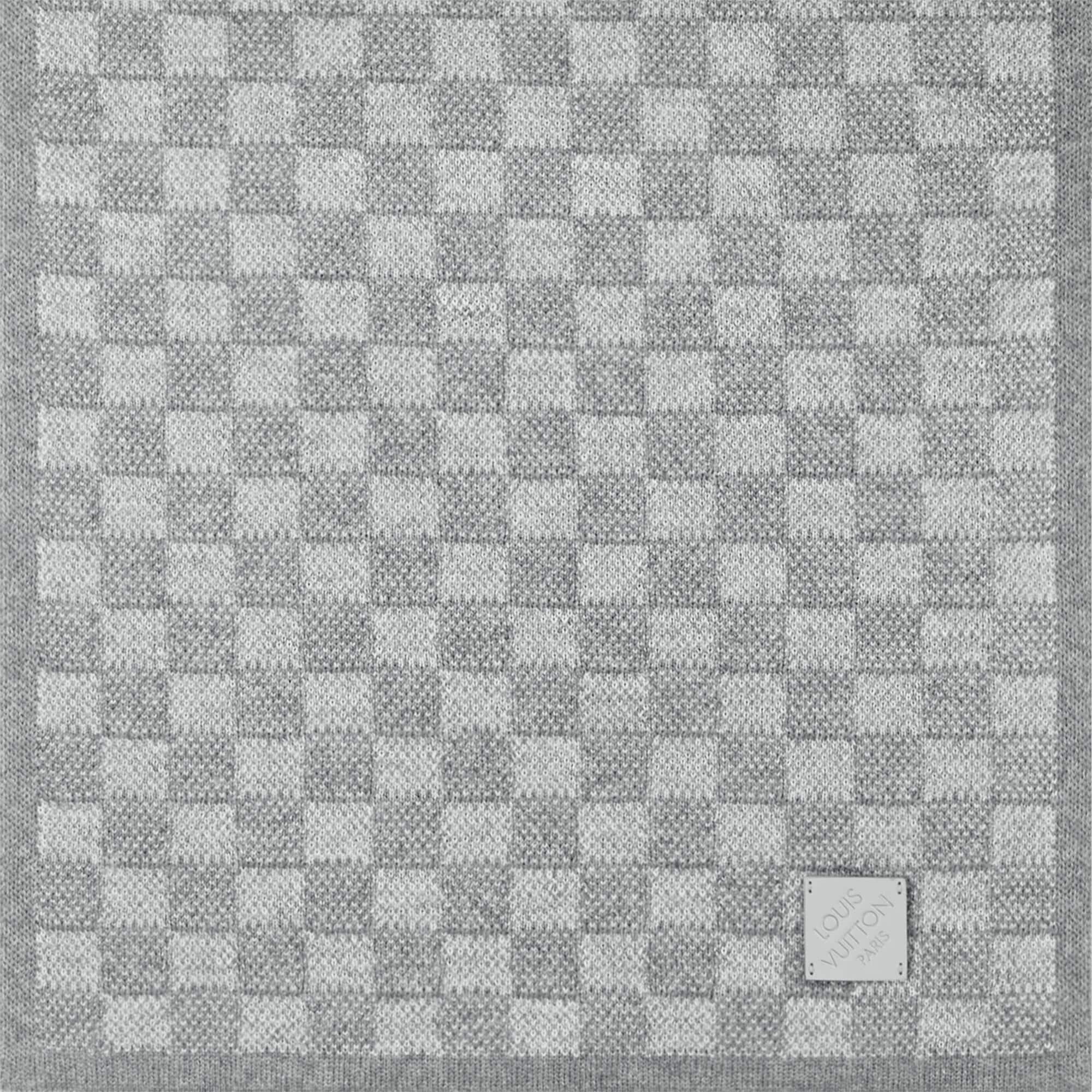 ผ้าพันคอรุ่น Néo Petit Damier . in ผู้ชาย