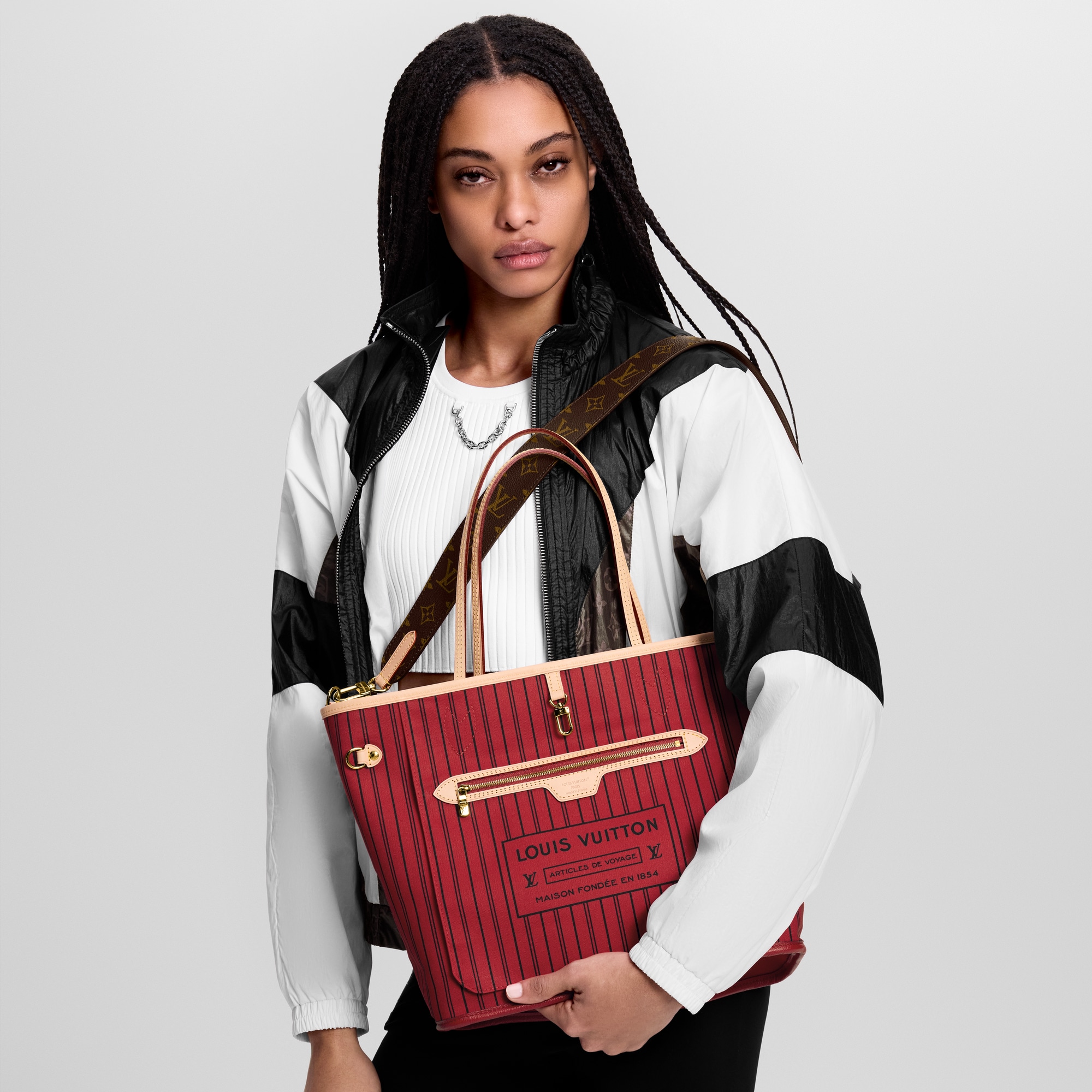 กระเป๋ารุ่น Neverfull Bandoulière Inside Out MM Monogram in กระเป๋าและผลิตภัณฑ์เครื่องหนังขนาดเล็ก