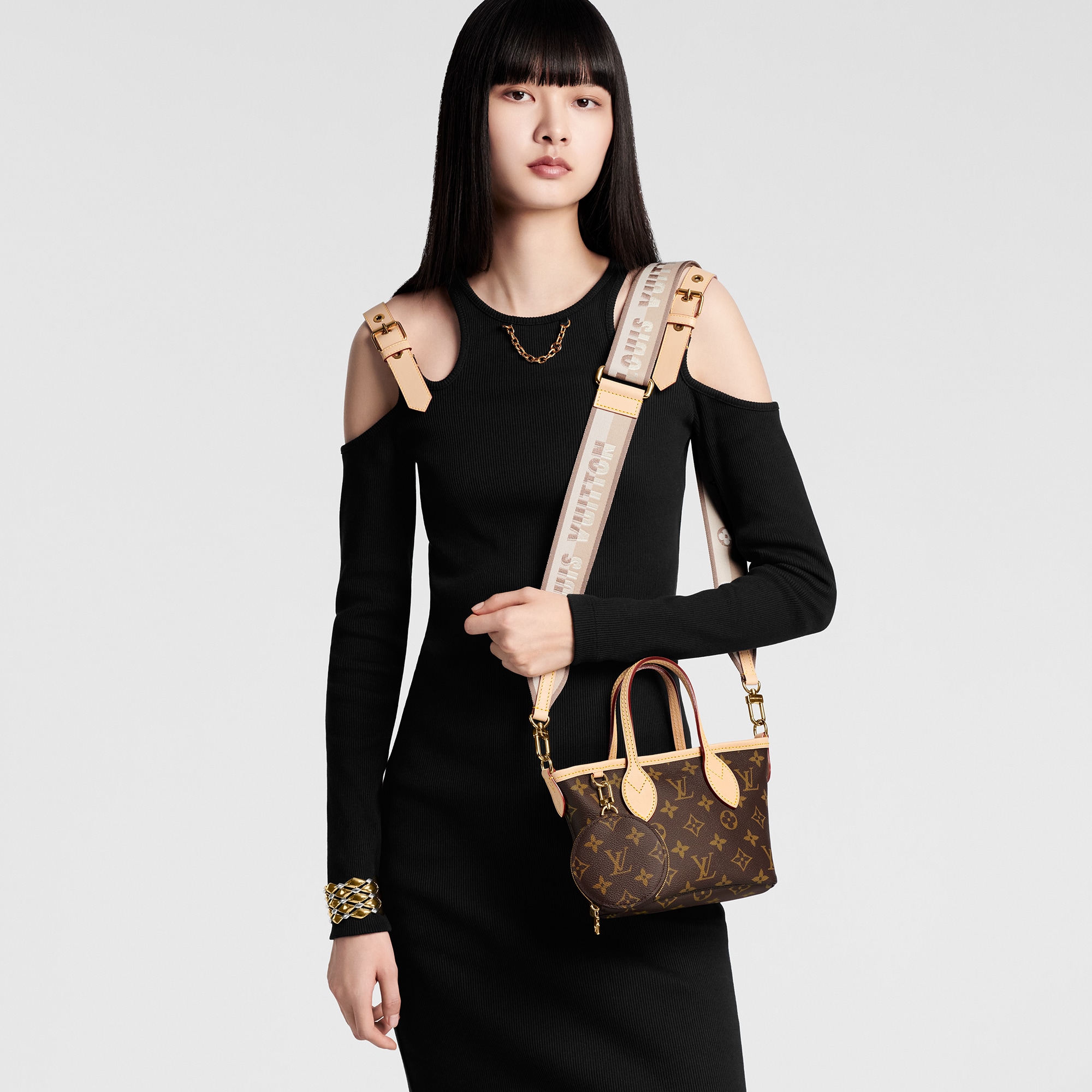 กระเป๋ารุ่น Neverfull BB Monogram in ผู้หญิง