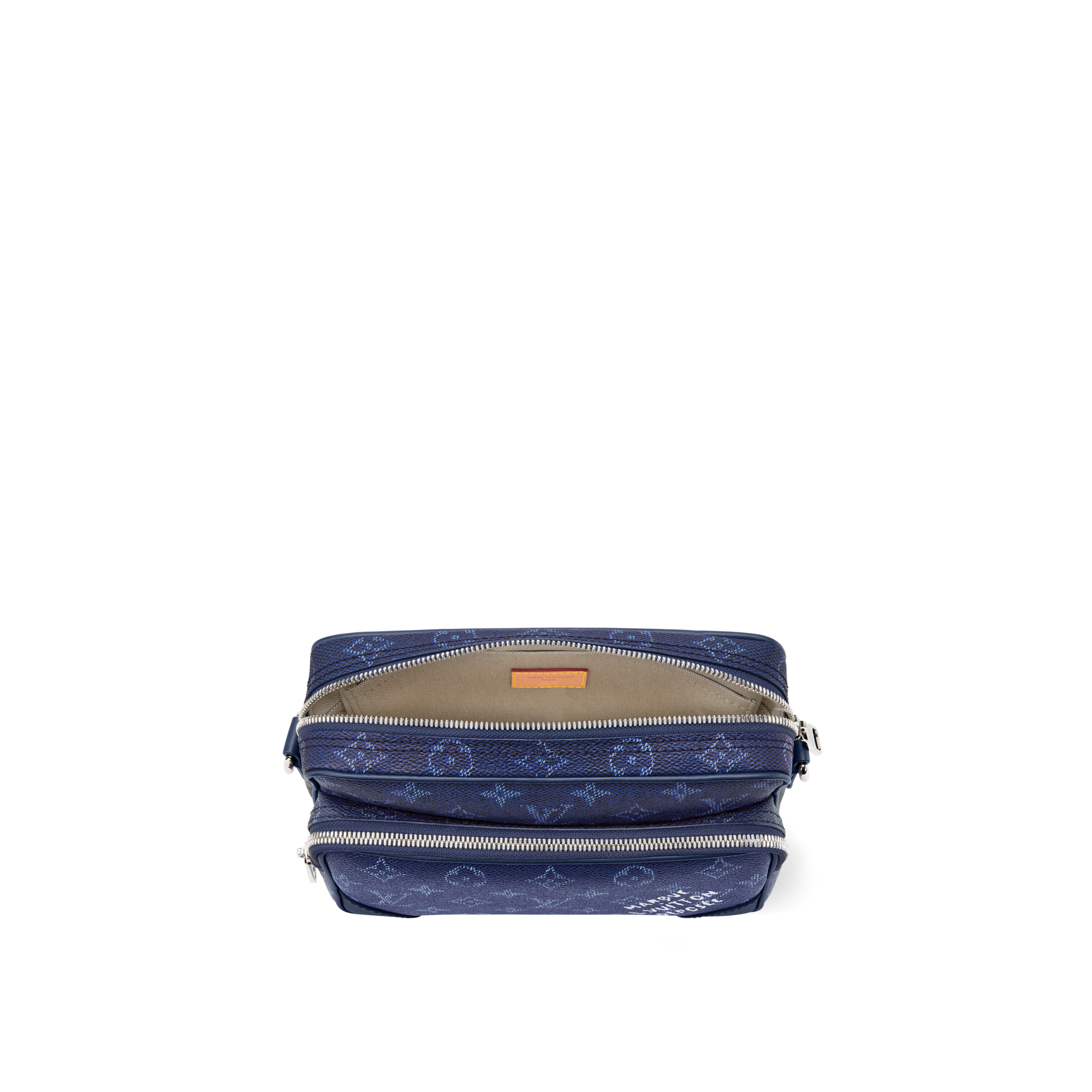 กระเป๋ารุ่น Nil Monogram Other in กระเป๋าและผลิตภัณฑ์เครื่องหนังขนาดเล็ก