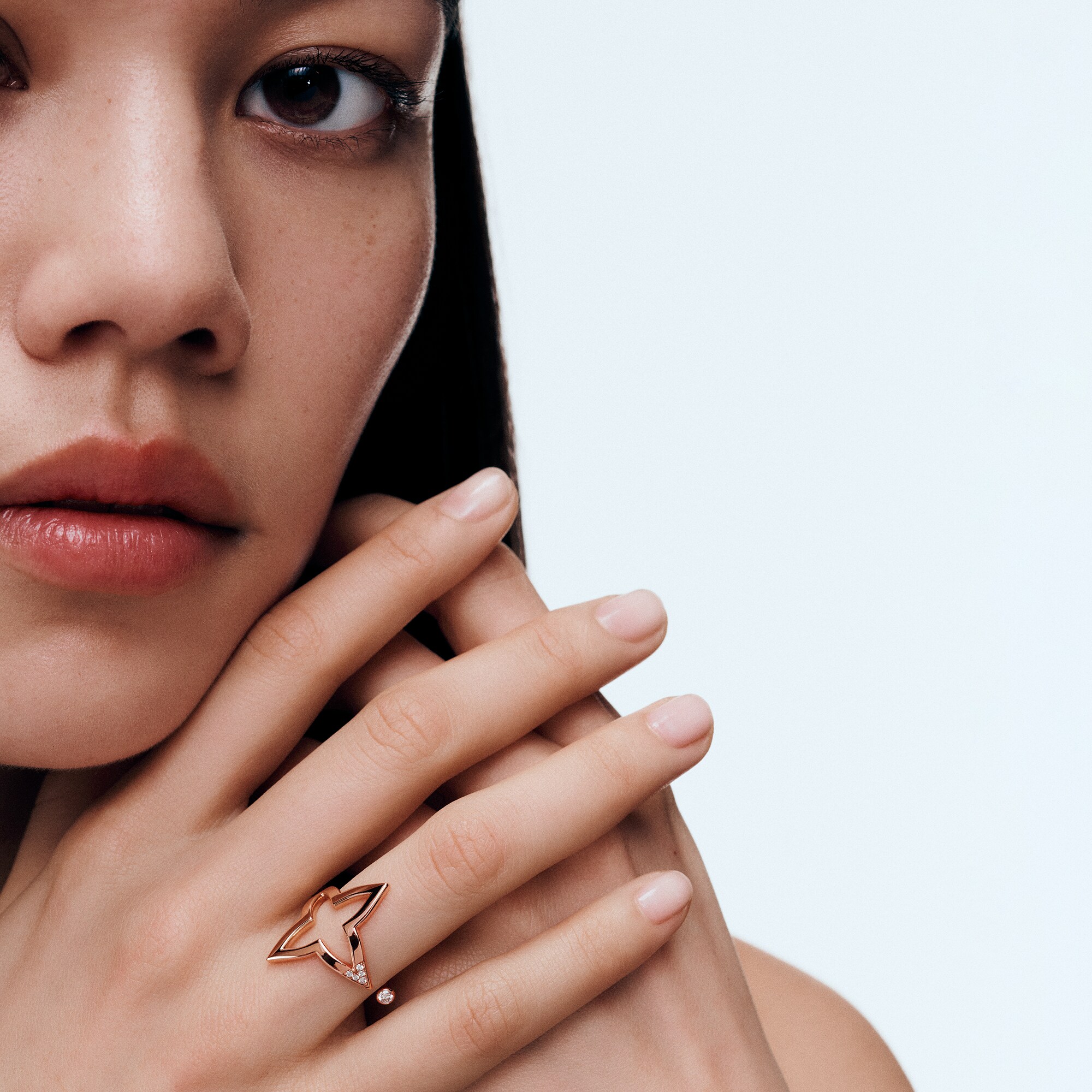 แหวน Open Ring Ombre Blossom พิงค์โกลด์และเพชร  in จิวเวลรี่
