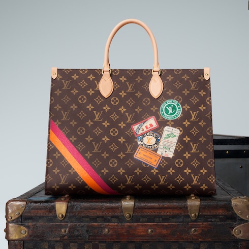 กระเป๋ารุ่น OnTheGo GM Monogram in ผู้หญิง's กระเป๋าถือ คอลเล็คชั่นทั้งหมด collections by Louis Vuitton