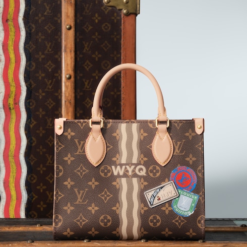กระเป๋ารุ่น OnTheGo PM Monogram แคนวาส in ผู้หญิง's กระเป๋าถือ คอลเล็คชั่นทั้งหมด collections by Louis Vuitton