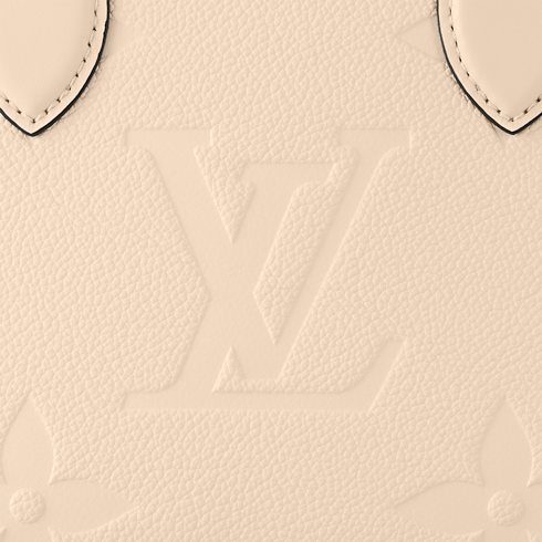 กระเป๋ารุ่น OnTheGo PM Monogram Empreinte in ผู้หญิง's กระเป๋าถือ กระเป๋าถือสำหรับผู้หญิง collections by Louis Vuitton (การย่อ/ขยายผลิตภัณฑ์)