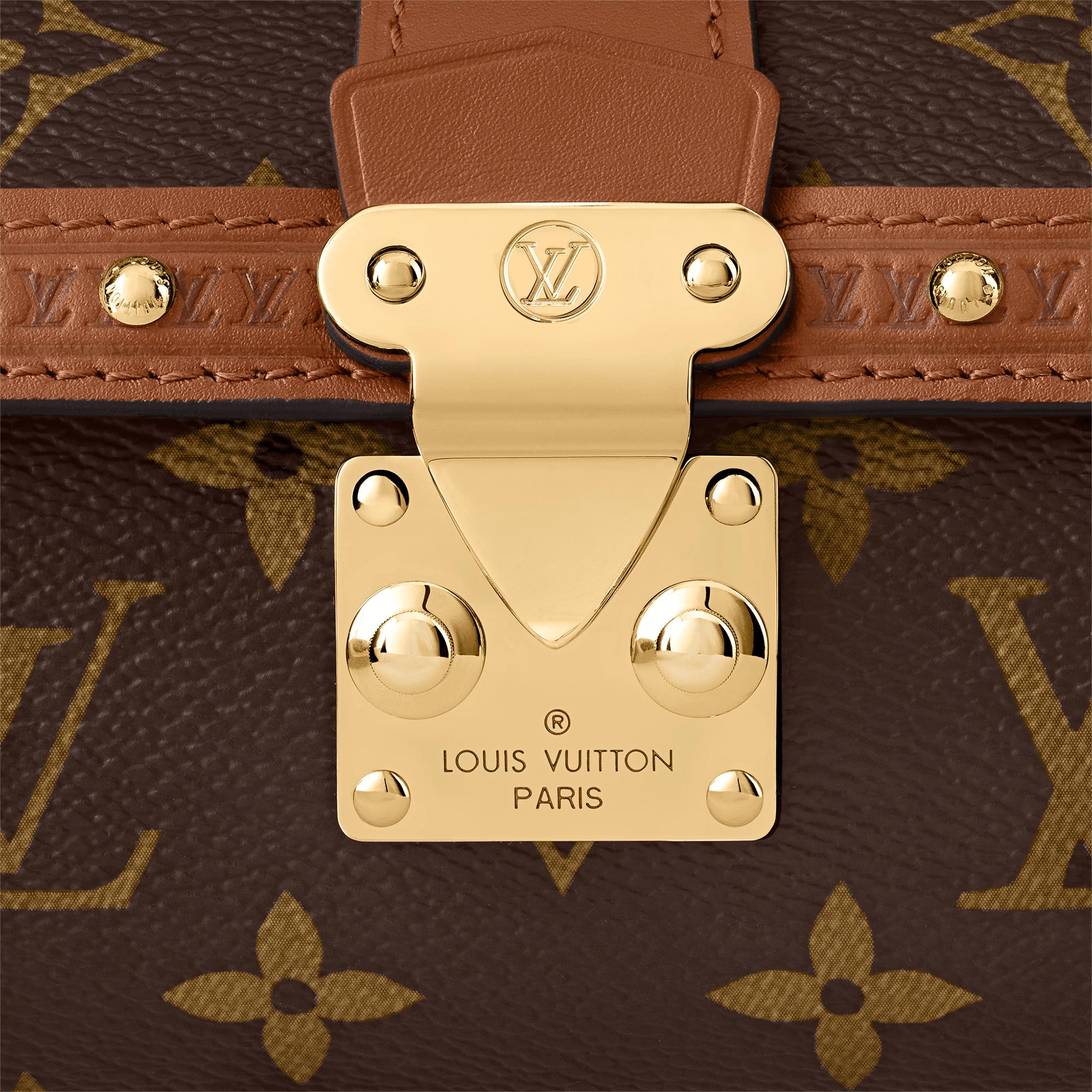 กระเป๋ารุ่น Papillon Trunk Monogram in ผู้หญิง
