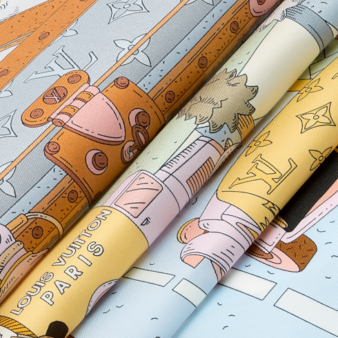 ผ้า Square รุ่น Paris En Beaute 90 . in ผู้หญิง's แอคเซสเซอรี่ ผ้าโพกหัวสำหรับผู้หญิง collections by Louis Vuitton (การย่อ/ขยายผลิตภัณฑ์)