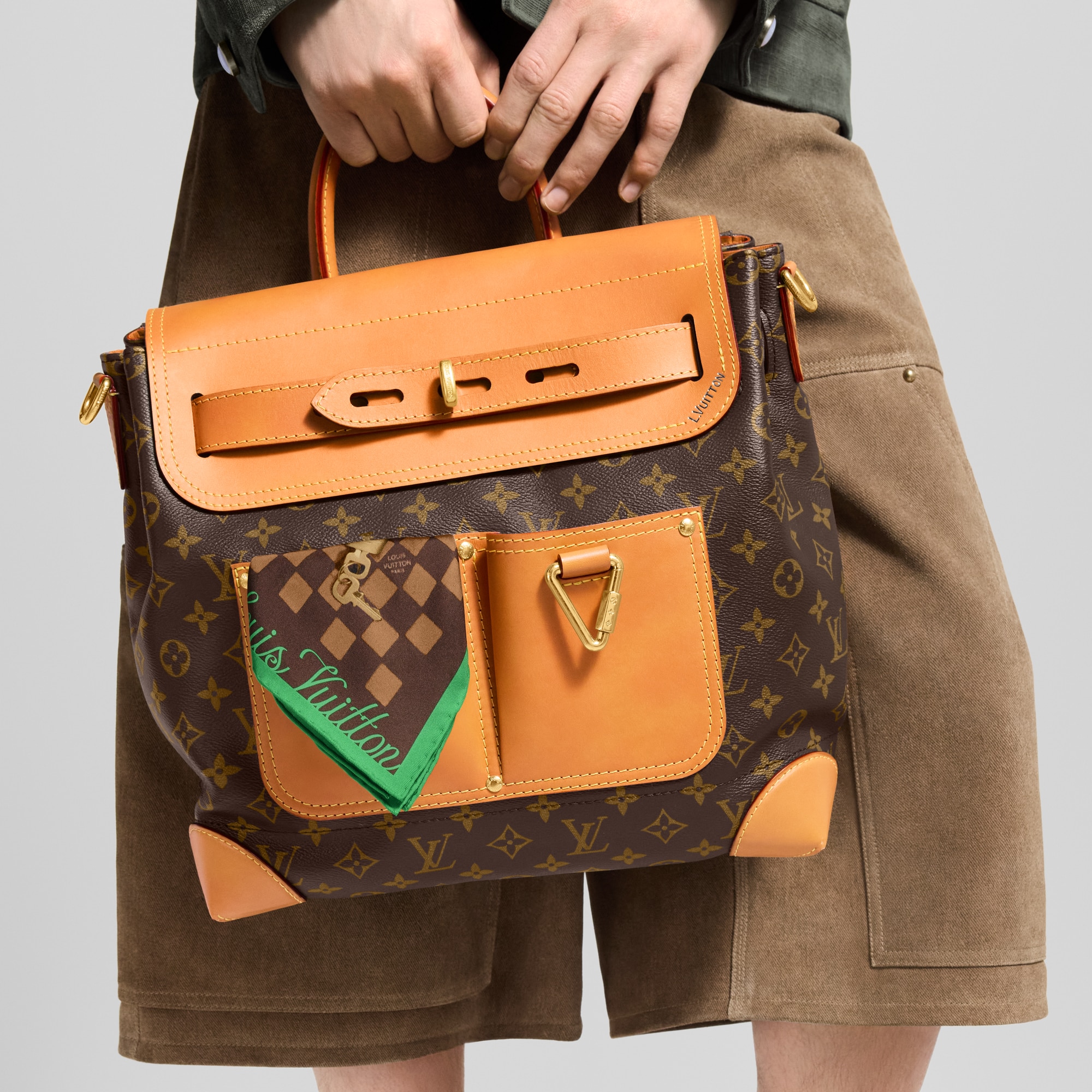 ผ้า Bandana รุ่น Parisian Breakfast . in ผู้ชาย