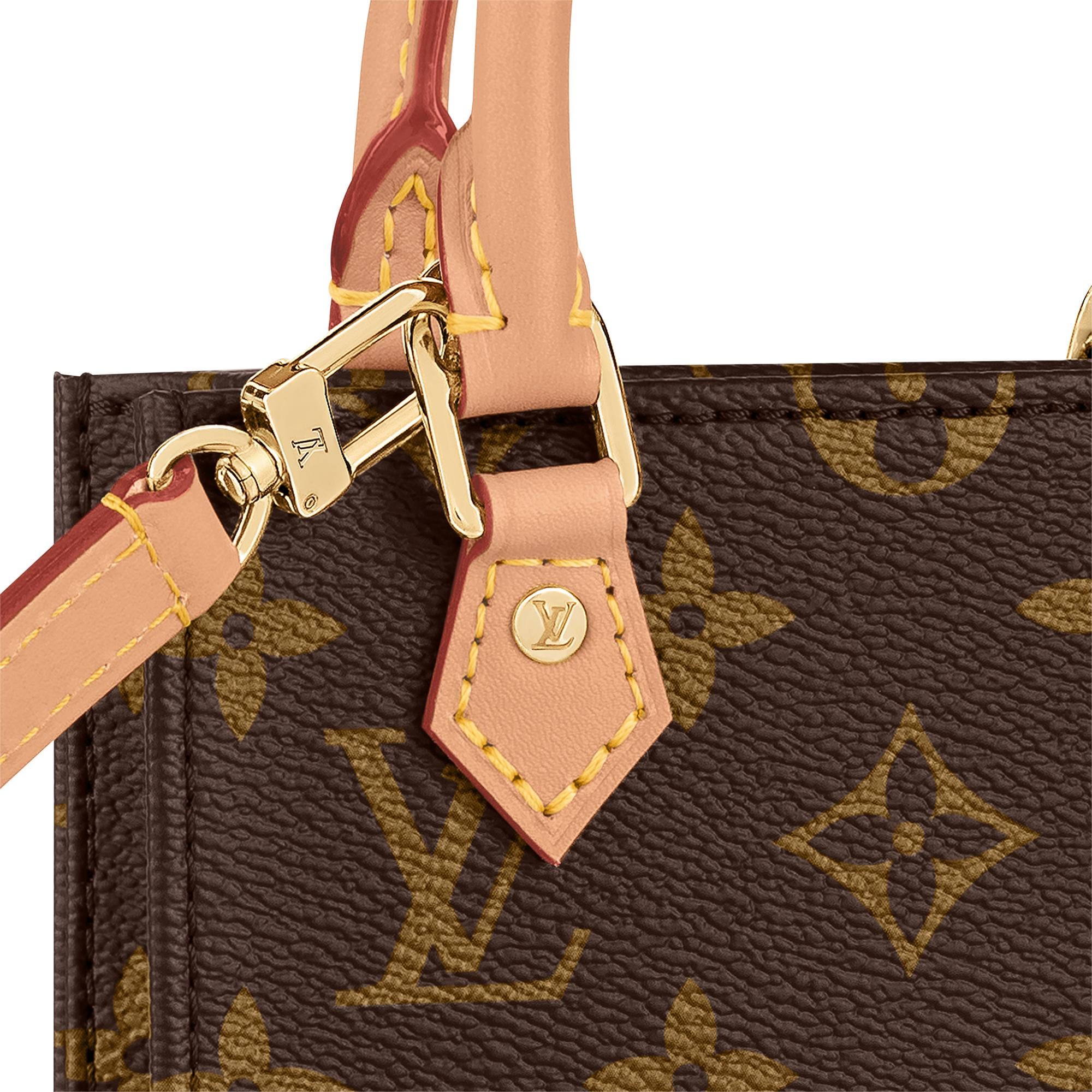 กระเป๋ารุ่น Petit Sac Plat Monogram in ผู้หญิง