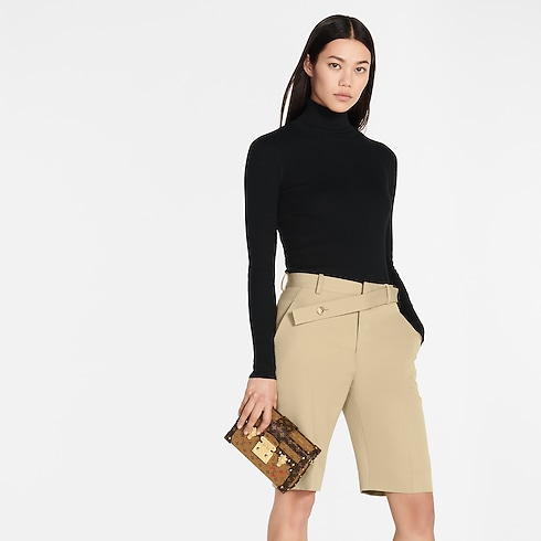 กระเป๋ารุ่น Petite Malle Monogram Reverse แคนวาส in ผู้หญิง's กระเป๋าถือ กระเป๋าถือสำหรับผู้หญิง collections by Louis Vuitton (การย่อ/ขยายผลิตภัณฑ์)