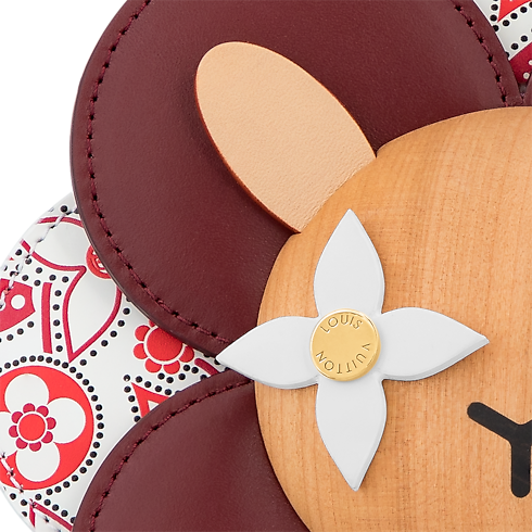 ตุ๊กตา Petula Rabbit in ทรังก์ การเดินทาง และ บ้าน's กีฬาและไลฟสไตล์ ไลฟสไตล์และตุ๊กตาน้องวิเวียน collections by Louis Vuitton (การย่อ/ขยายผลิตภัณฑ์)