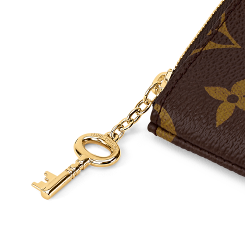 Pochette Cles Small Monogram แคนวาสประเภทอื่น in ผู้หญิง's กระเป๋าสตางค์และผลิตภัณฑ์เครื่องหนังขนาดเล็ก กระเป๋าใส่บัตรและพวงกุญแจสำหรับผู้หญิง collections by Louis Vuitton (การย่อ/ขยายผลิตภัณฑ์)
