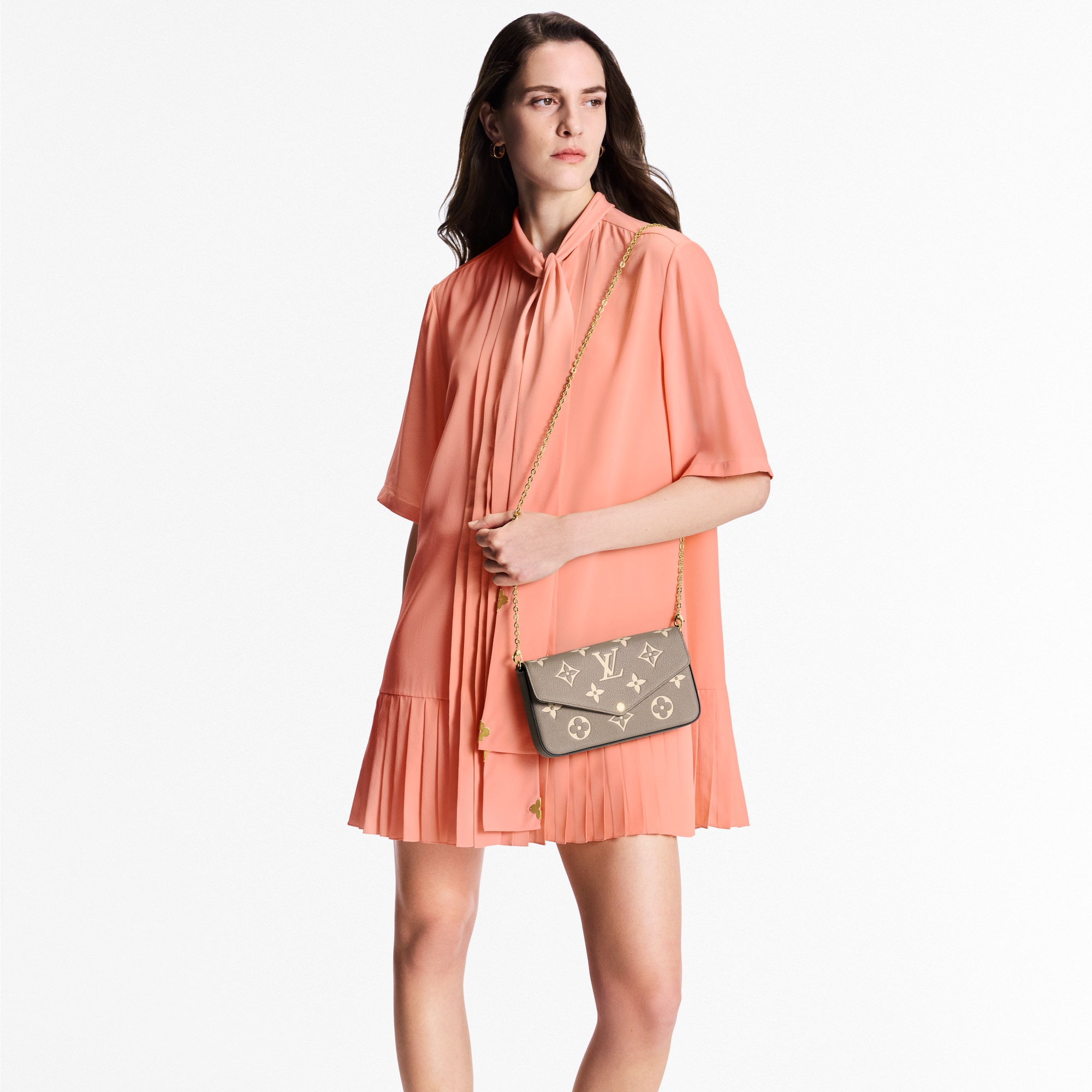 กระเป๋ารุ่น Félicie Pochette Monogram Empreinte in ผู้หญิง