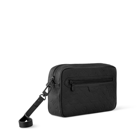 กระเป๋ารุ่น Pochette Kasai หนัง Monogram Shadow in ผู้ชาย's กระเป๋าสตางค์และผลิตภัณฑ์เครื่องหนังขนาดเล็ก กระเป๋ามินิ collections by Louis Vuitton (การย่อ/ขยายผลิตภัณฑ์)