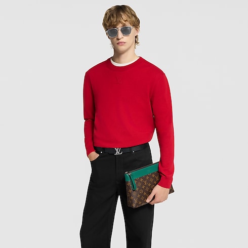 กระเป๋ารุ่น Pochette Voyage Souple Monogram Macassar แคนวาส in ของขวัญและการสร้างสรรค์ผลงานของคุณ's ของขวัญวันวาเลนไทน์สุภาพบุรุษ } collections by Louis Vuitton (การย่อ/ขยายผลิตภัณฑ์)