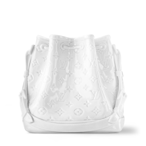 แจกันพอร์ซเลนรุ่น Noé BB Monogram in ทรังก์ การเดินทาง และ บ้าน's ไฮไลท์ แคมเปญ Art of Living collections by Louis Vuitton (การย่อ/ขยายผลิตภัณฑ์)