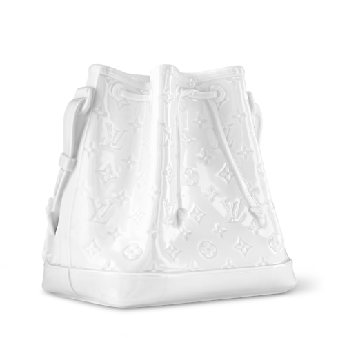 แจกันพอร์ซเลนรุ่น Noé BB Monogram in ทรังก์ การเดินทาง และ บ้าน's ไฮไลท์ แคมเปญ Art of Living collections by Louis Vuitton (การย่อ/ขยายผลิตภัณฑ์)