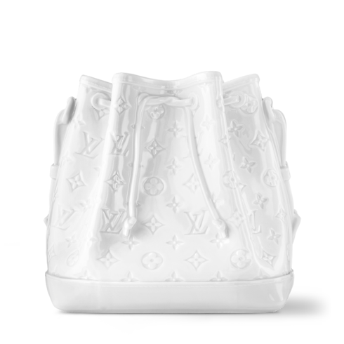 แจกันพอร์ซเลนรุ่น Noé BB Monogram in ทรังก์ การเดินทาง และ บ้าน's ไฮไลท์ แคมเปญ Art of Living collections by Louis Vuitton (การย่อ/ขยายผลิตภัณฑ์)