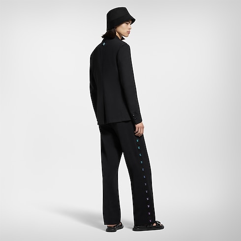 เบลเซอร์ตัวหลวมสไตล์ Preppy in ผู้ชาย's เสื้อผ้า เสื้อโค้ทกันหนาวสำหรับผู้ชาย collections by Louis Vuitton (การย่อ/ขยายผลิตภัณฑ์)