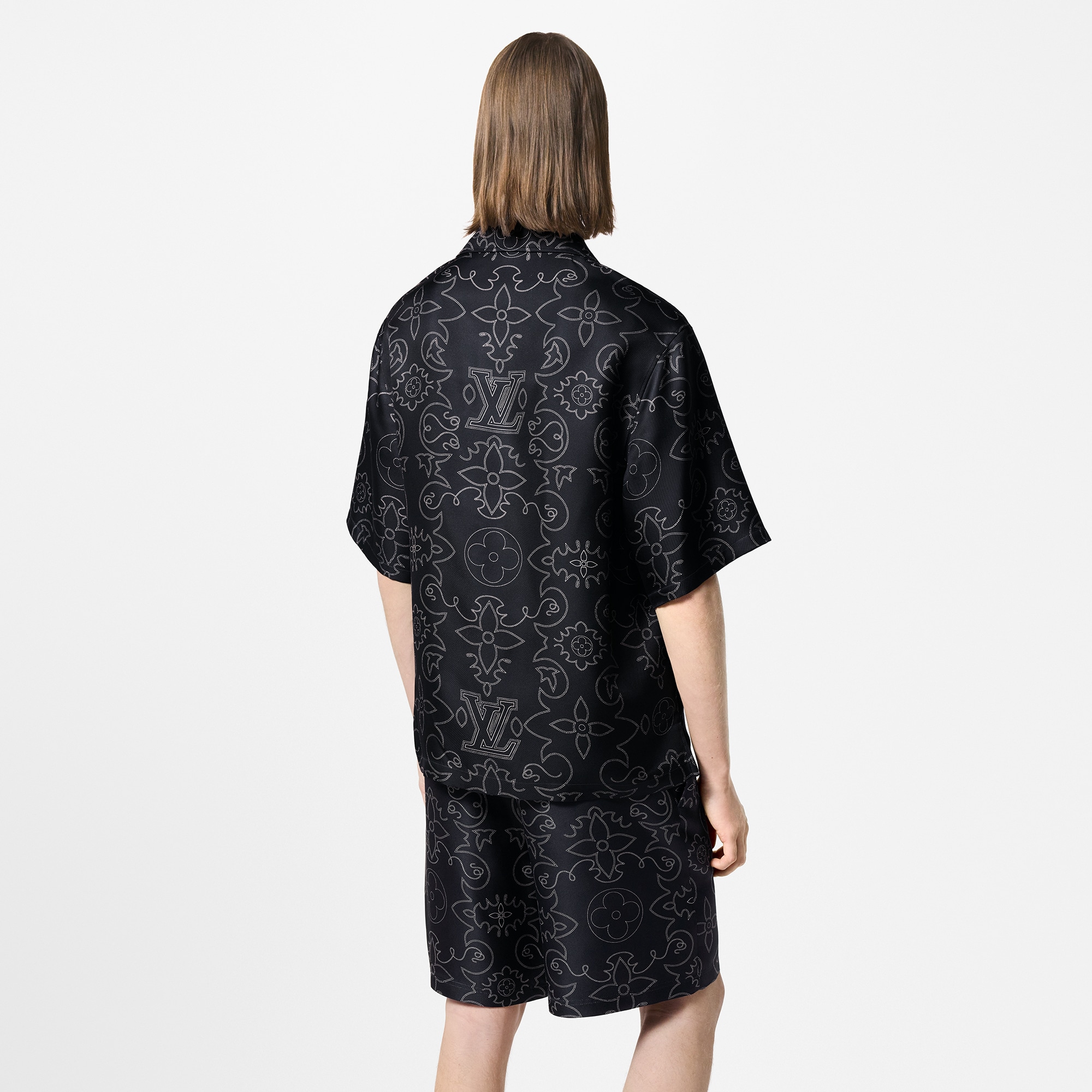 เสื้อเชิ้ตแขนสั้นผ้าไหมพิมพ์ลาย  in ผู้ชาย