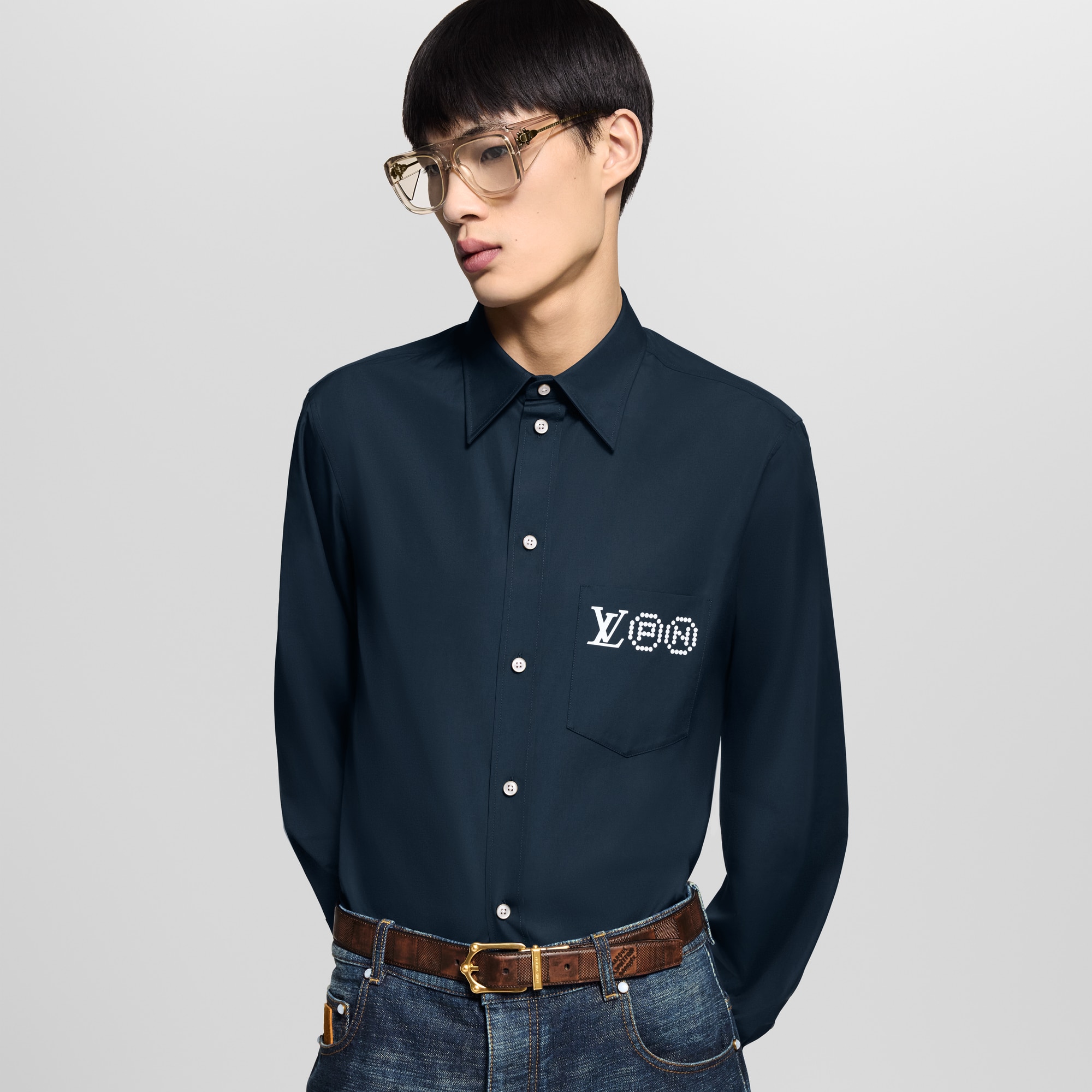 เสื้อเชิ้ตแขนยาวพิมพ์ลายสัญลักษณ์  in ผู้ชาย