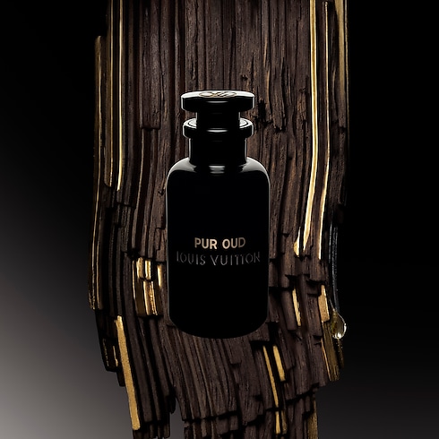 น้ำหอม Pur Oud in น้ำหอมและความงาม's คอลเลกชัน น้ำหอมทั้งหมด collections by Louis Vuitton (การย่อ/ขยายผลิตภัณฑ์)