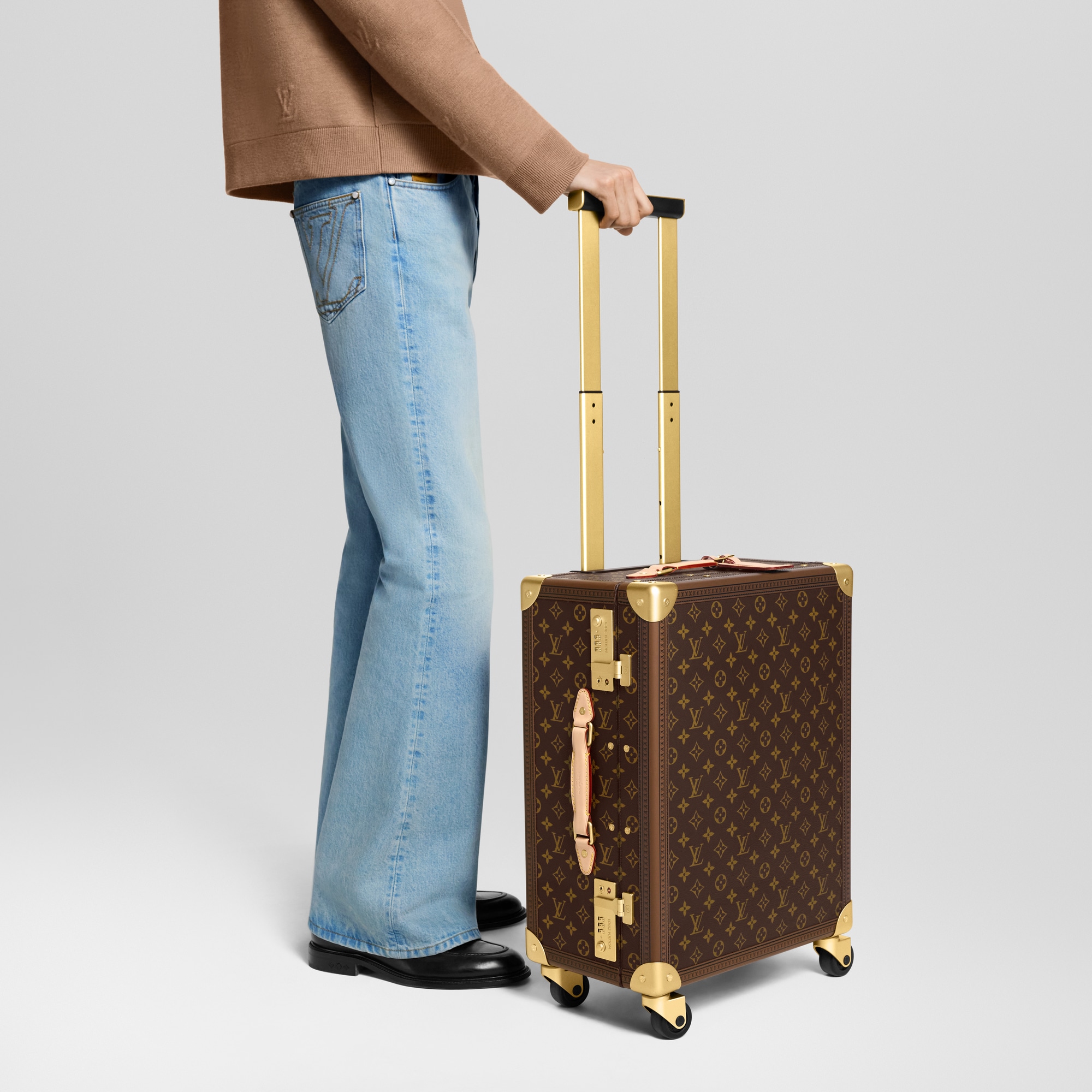 กระเป๋าเดินทางรุ่น Rolling Trunk Monogram in ผู้ชาย