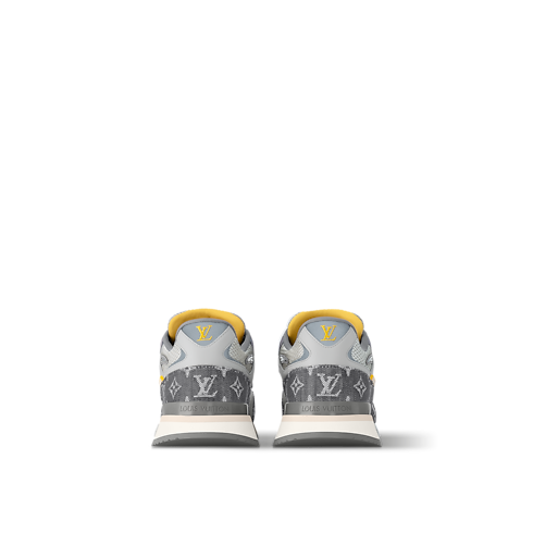 รองเท้าผ้าใบรุ่น Run Away in ผู้ชาย's รองเท้า รองเท้าผ้าใบสำหรับผู้ชาย collections by Louis Vuitton (การย่อ/ขยายผลิตภัณฑ์)