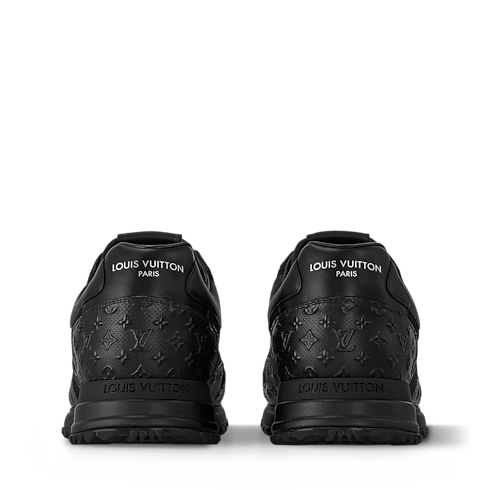 รองเท้าผ้าใบรุ่น Run Away in ผู้ชาย's รองเท้า รองเท้าผ้าใบสำหรับผู้ชาย collections by Louis Vuitton (การย่อ/ขยายผลิตภัณฑ์)