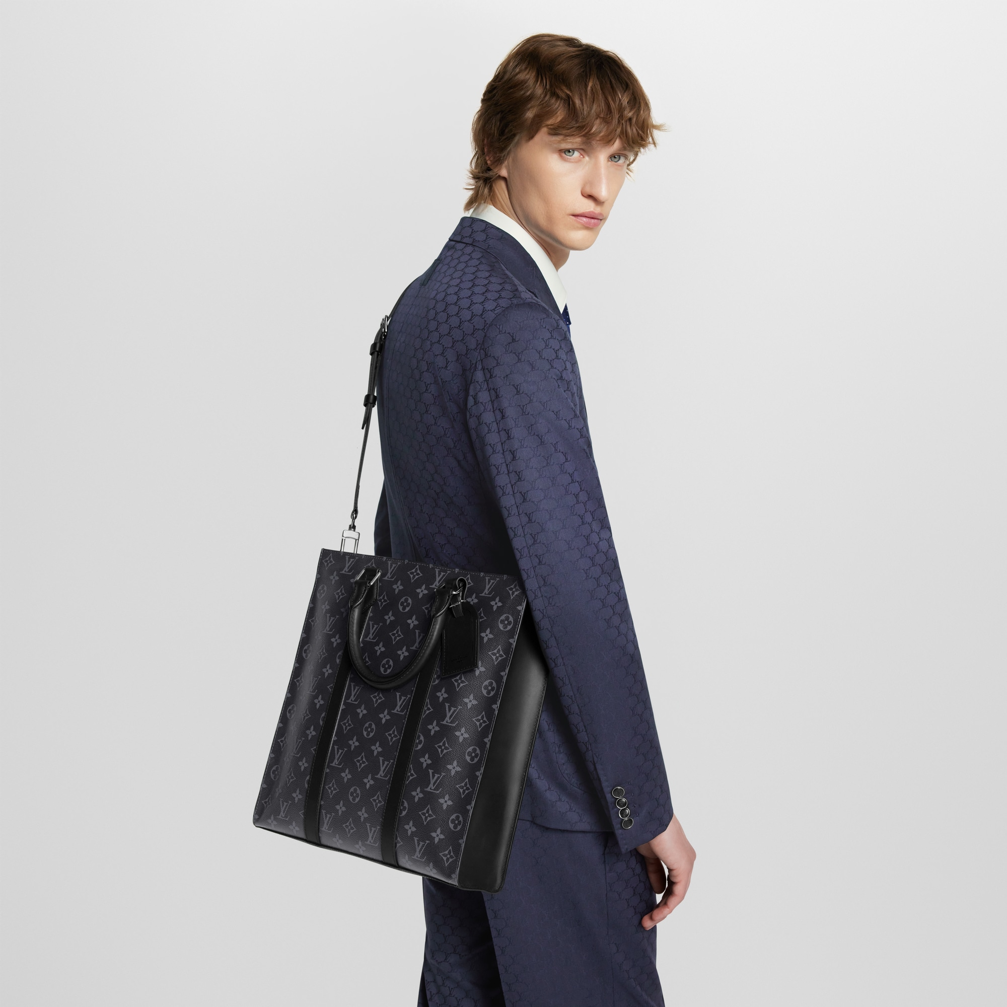 กระเป๋ารุ่น Sac Plat Monogram Eclipse in ผู้ชาย