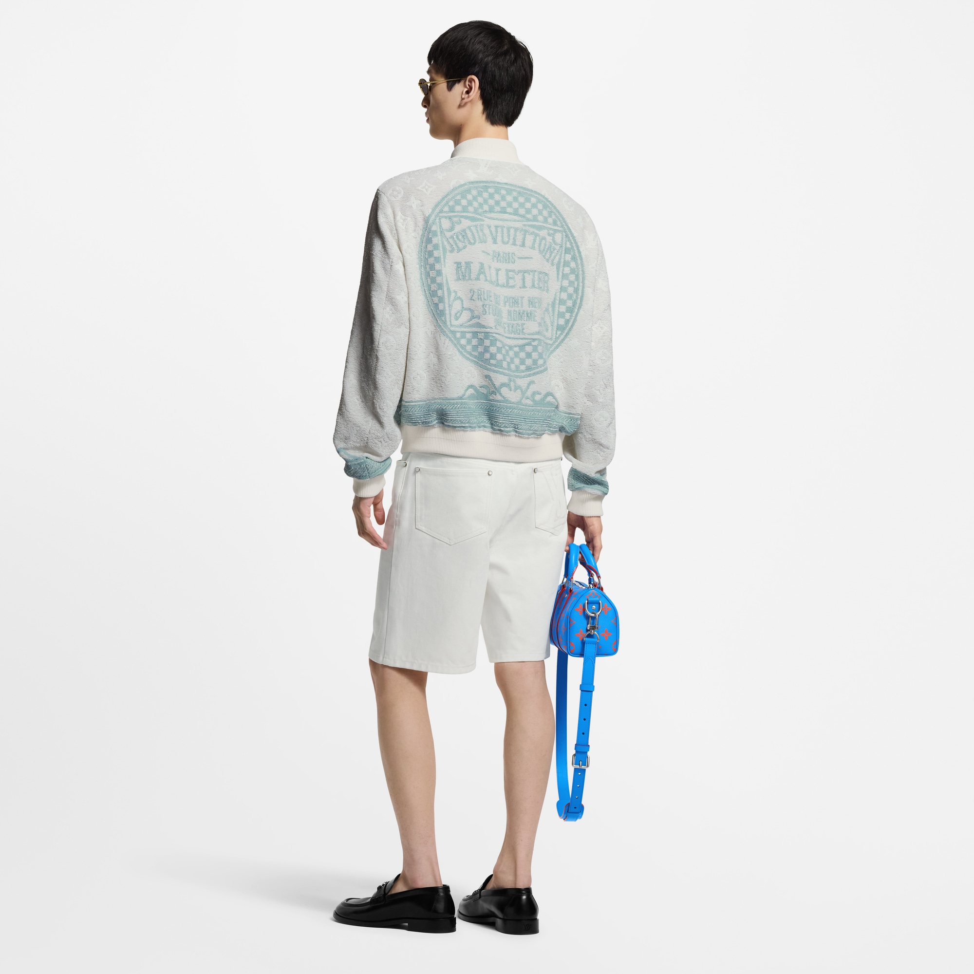 เสื้อแจ็คเก็ตบอมเบอร์ปักเลื่อม  in ผู้ชาย